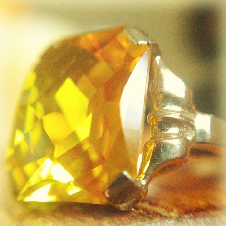 November Birthstone Meaning And Fun Facts About Topaz Gemstones | Topaz
